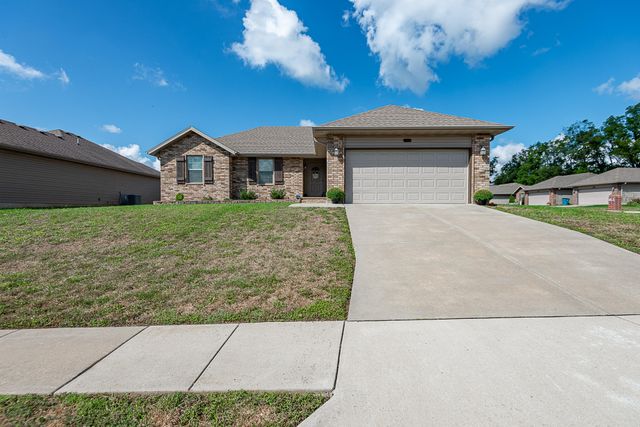 2031 South Pebble Ridge Road, Springfield, MO 65807