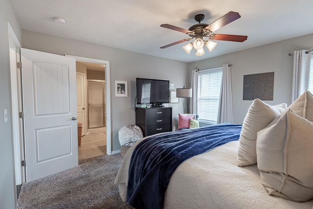 2031 South Pebble Ridge Road, Springfield, MO 65807