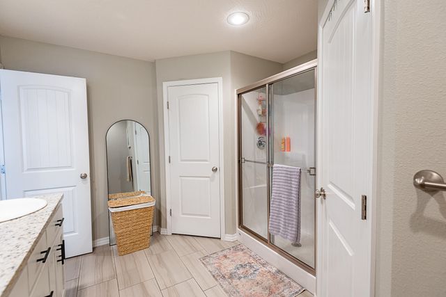 2031 South Pebble Ridge Road, Springfield, MO 65807