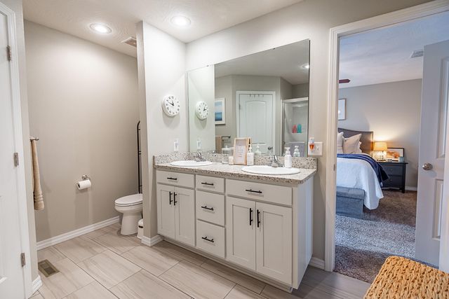 2031 South Pebble Ridge Road, Springfield, MO 65807