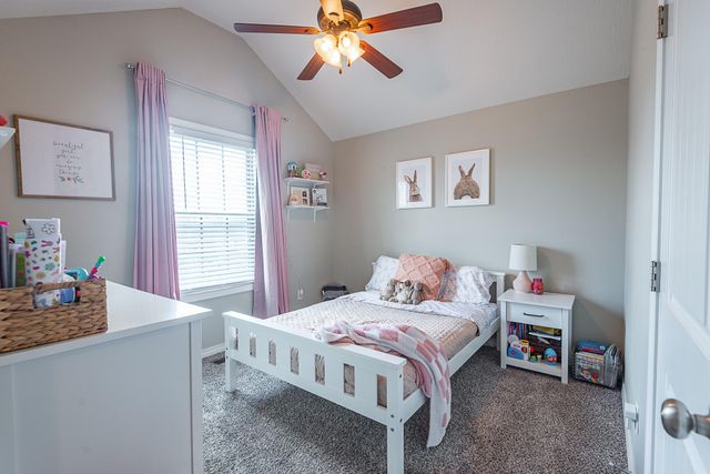 2031 South Pebble Ridge Road, Springfield, MO 65807