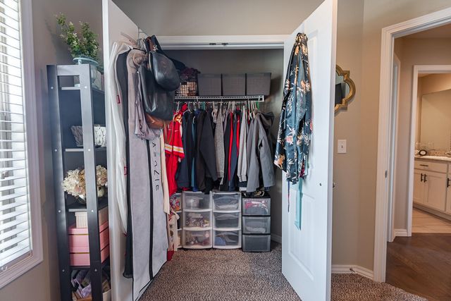 2031 South Pebble Ridge Road, Springfield, MO 65807