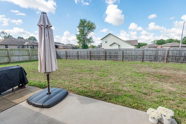 2031 South Pebble Ridge Road, Springfield, MO 65807