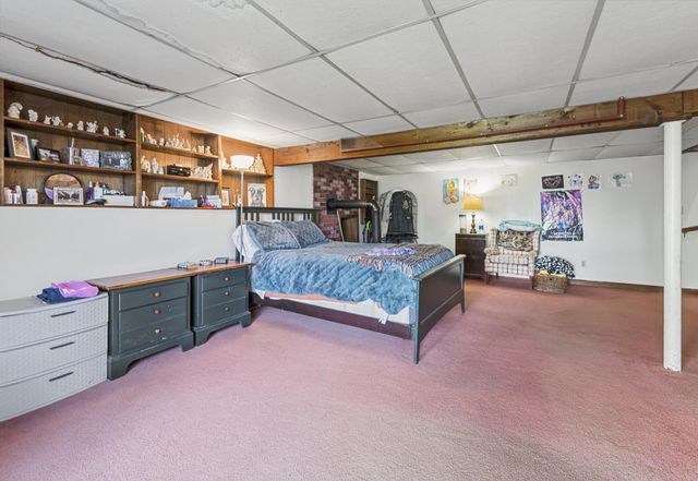53 Pillsbury Road, Londonderry, NH 03053