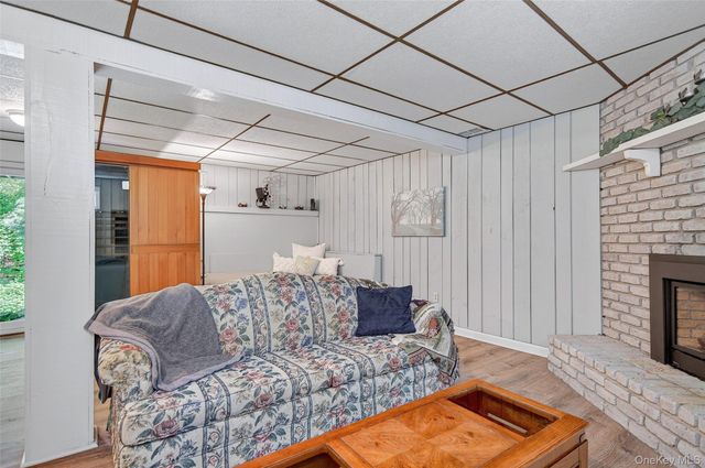 34 Dick Finn New Fairfield CT Road, Call Listing Agent, CT 06812