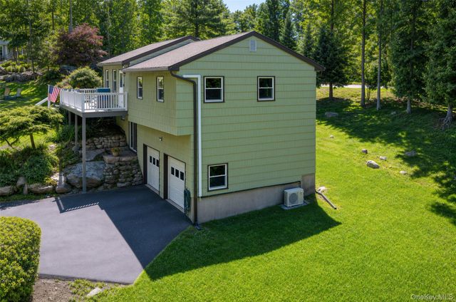34 Dick Finn New Fairfield CT Road, Call Listing Agent, CT 06812