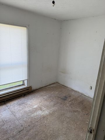 208 Strawberry Lane, Olive Hill, KY 41164