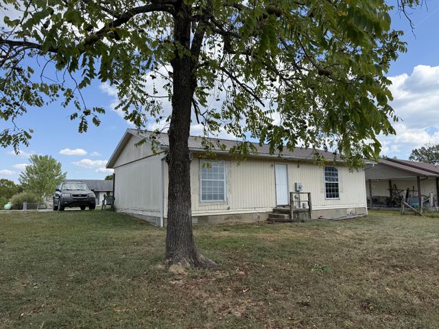 208 Strawberry Lane, Olive Hill, KY 41164