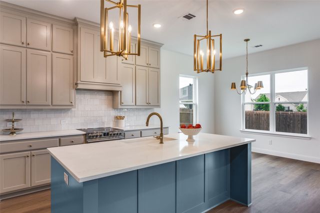913 Triple Crown Court, Willow Park, TX 76087