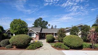 807 University Avenue, Los Altos, CA 94024