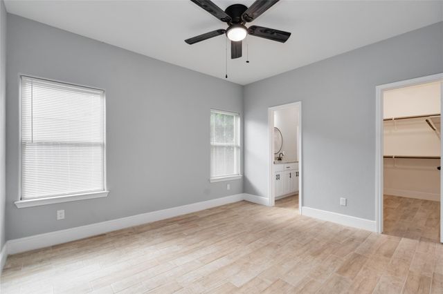 5754 Reed Road B, Houston, TX 77033