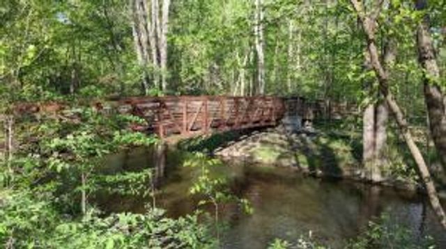 5389 Swan Drive, Burton, MI 48509