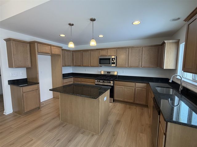5389 Swan Drive, Burton, MI 48509