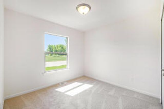 5389 Swan Drive, Burton, MI 48509