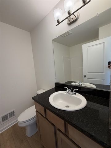 5389 Swan Drive, Burton, MI 48509