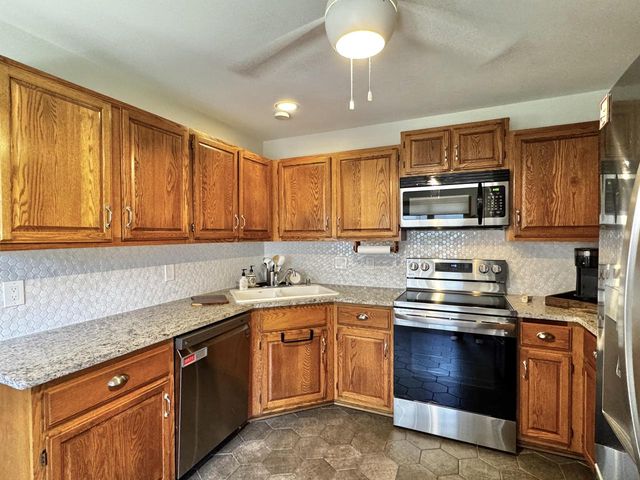 N34W23871 Grace AVENUE, Pewaukee, WI 53072