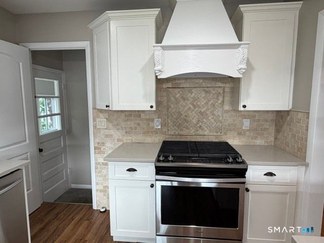 35 Greenwood Drive, Trumbull, CT 06611