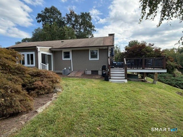 35 Greenwood Drive, Trumbull, CT 06611