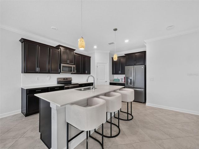 8813 BETH PAGE LANE, Davenport, FL 33896