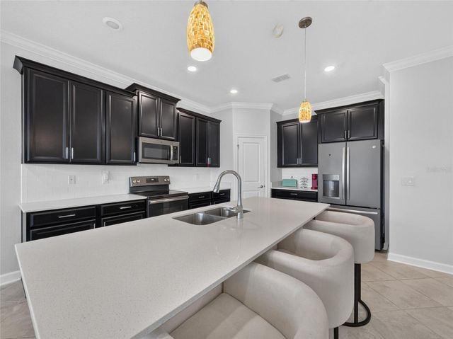 8813 BETH PAGE LANE, Davenport, FL 33896