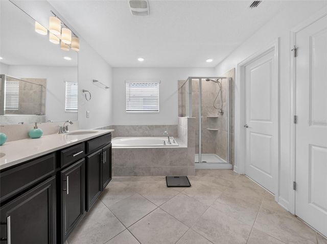 8813 BETH PAGE LANE, Davenport, FL 33896