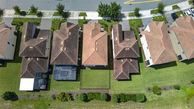 8813 BETH PAGE LANE, Davenport, FL 33896