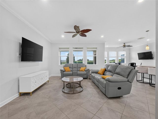 8813 BETH PAGE LANE, Davenport, FL 33896