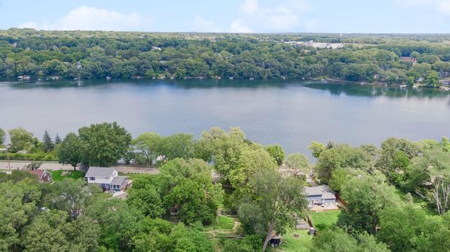 338 Mccarrons Boulevard S, Roseville, MN 55113