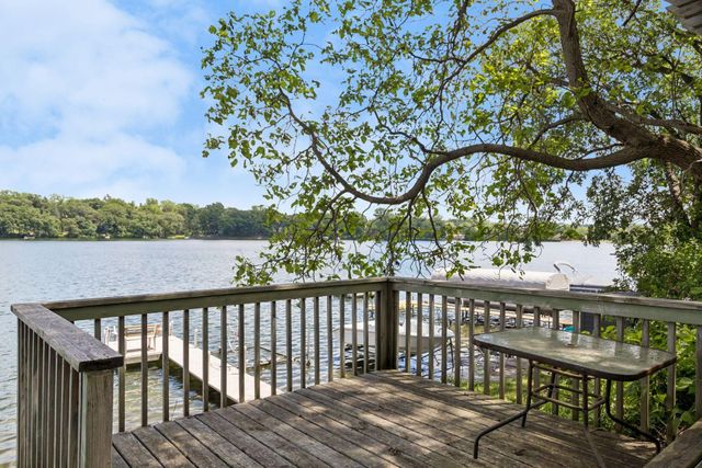 338 Mccarrons Boulevard S, Roseville, MN 55113