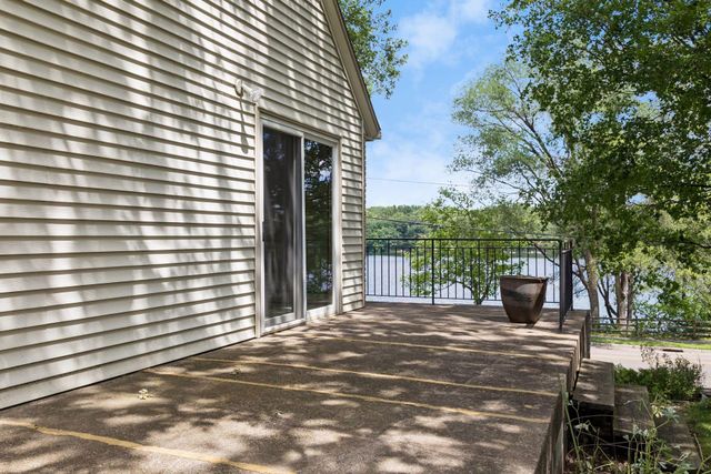 338 Mccarrons Boulevard S, Roseville, MN 55113