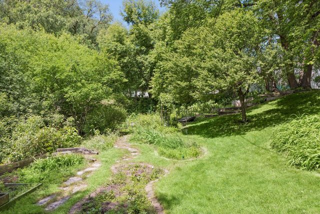 338 Mccarrons Boulevard S, Roseville, MN 55113