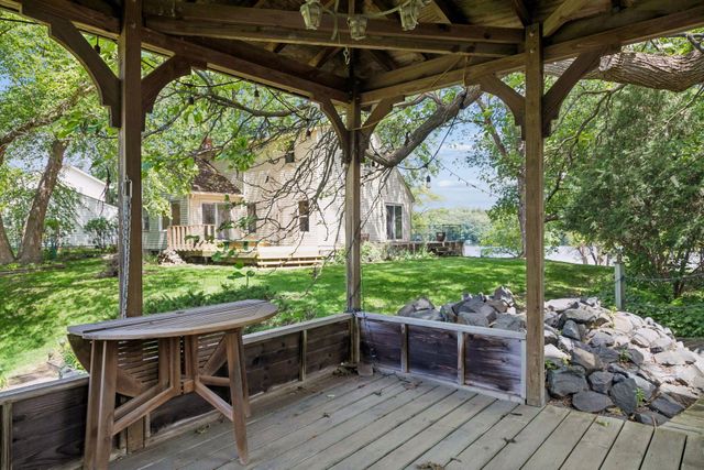338 Mccarrons Boulevard S, Roseville, MN 55113