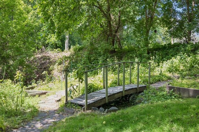 338 Mccarrons Boulevard S, Roseville, MN 55113