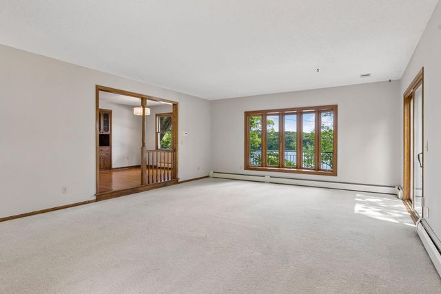 338 Mccarrons Boulevard S, Roseville, MN 55113