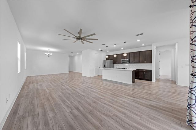 920 LIVESTOCK LOOP, St Cloud, FL 34771