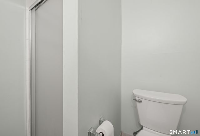 111 Dekoven Drive 202, Middletown, CT 06457