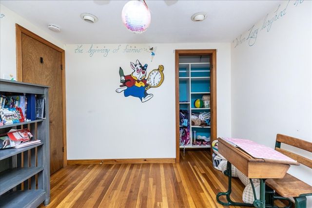 43 Crestwood Cir, Lawrence, MA 01843