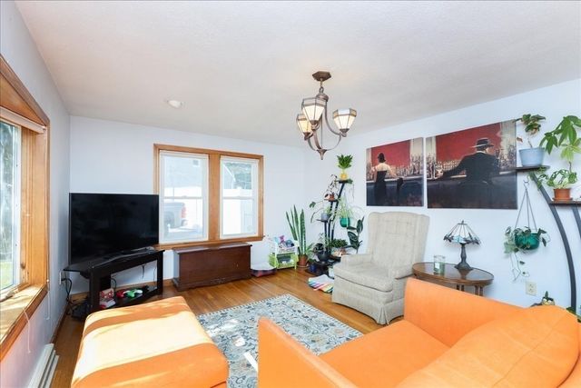 43 Crestwood Cir, Lawrence, MA 01843