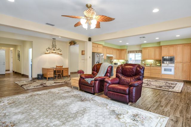 5650 Rosscommon Way, Antioch, CA 94531