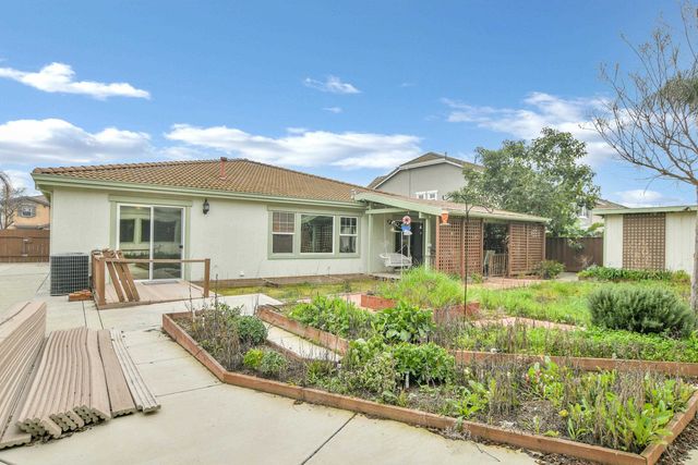 5650 Rosscommon Way, Antioch, CA 94531