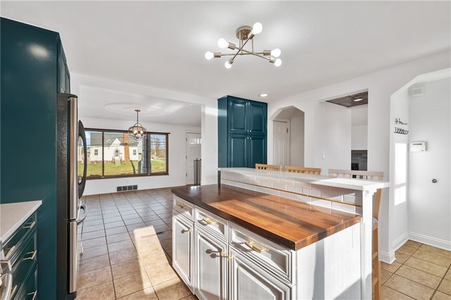 1430 James Street, Monroeville, PA 15146