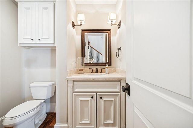 1525 Wakefield Drive, Houston, TX 77018