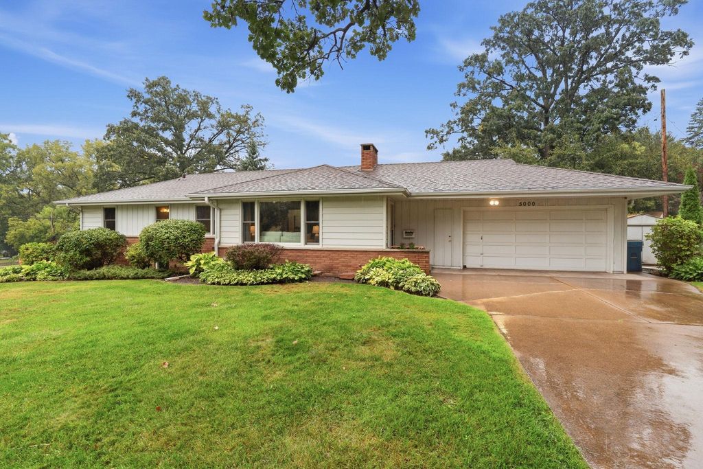 5000 Frontenac Avenue, Golden Valley, MN 55422 — photo 2