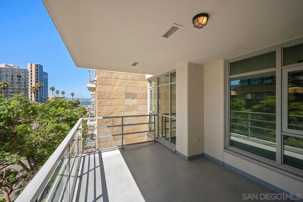 1431 Pacific Hwy 406, San Diego, CA 92101 — exterior