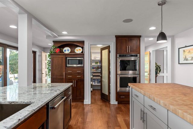 104 LIMEKILN DRIVE, Neenah, WI 54952