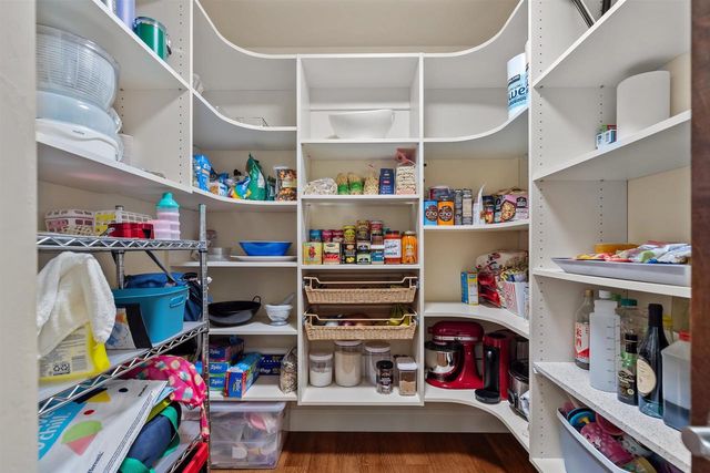 104 LIMEKILN DRIVE, Neenah, WI 54952