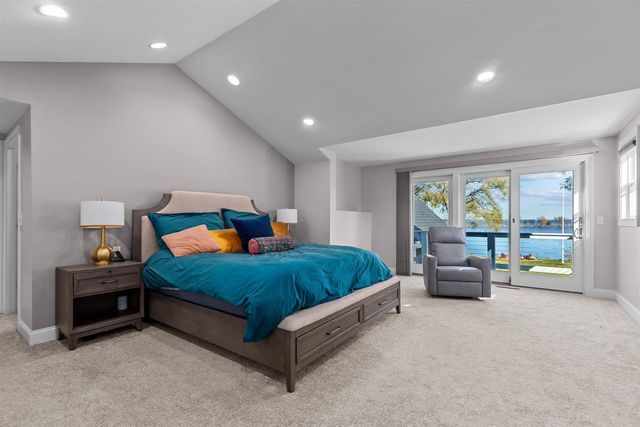 104 LIMEKILN DRIVE, Neenah, WI 54952