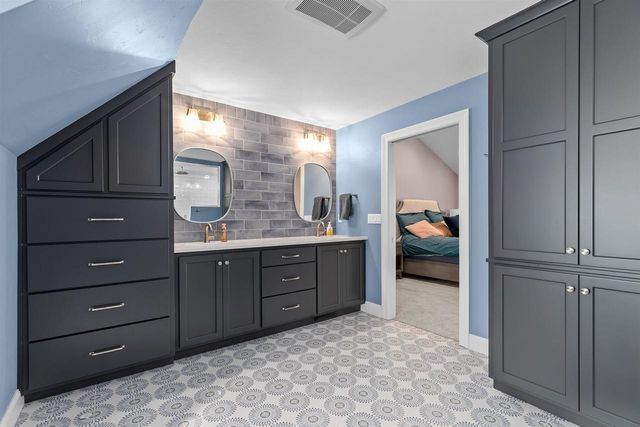 104 LIMEKILN DRIVE, Neenah, WI 54952