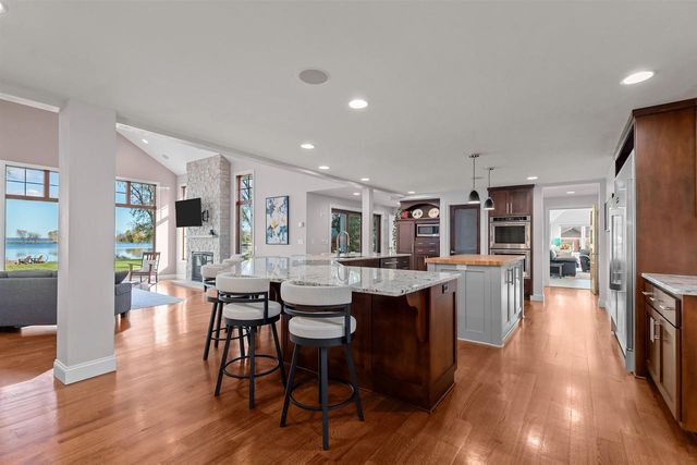 104 LIMEKILN DRIVE, Neenah, WI 54952