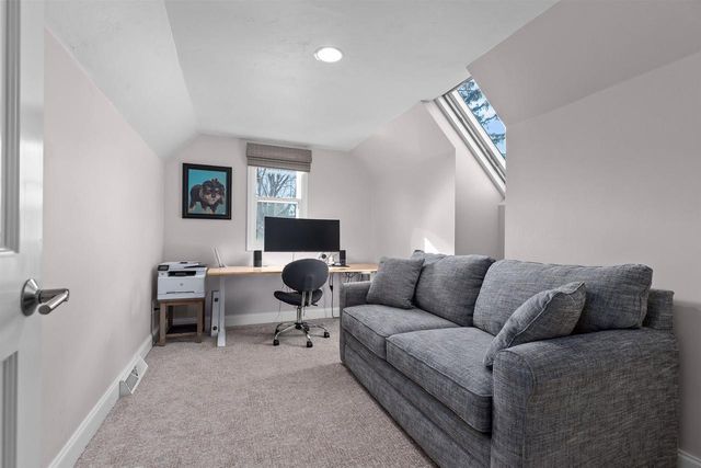 104 LIMEKILN DRIVE, Neenah, WI 54952